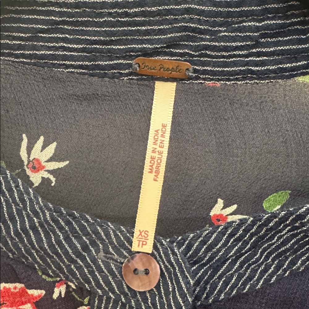 Free People Hearts and Colors Top in Navy - Picture 6 of 8